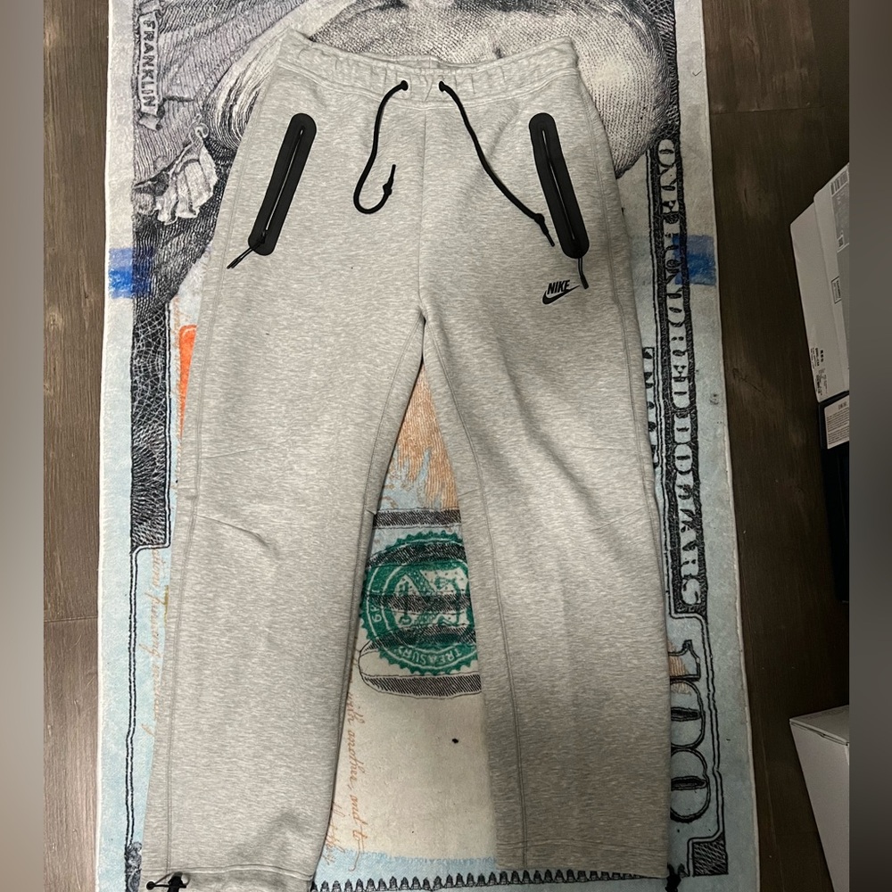 nike tech open hem sweatpants